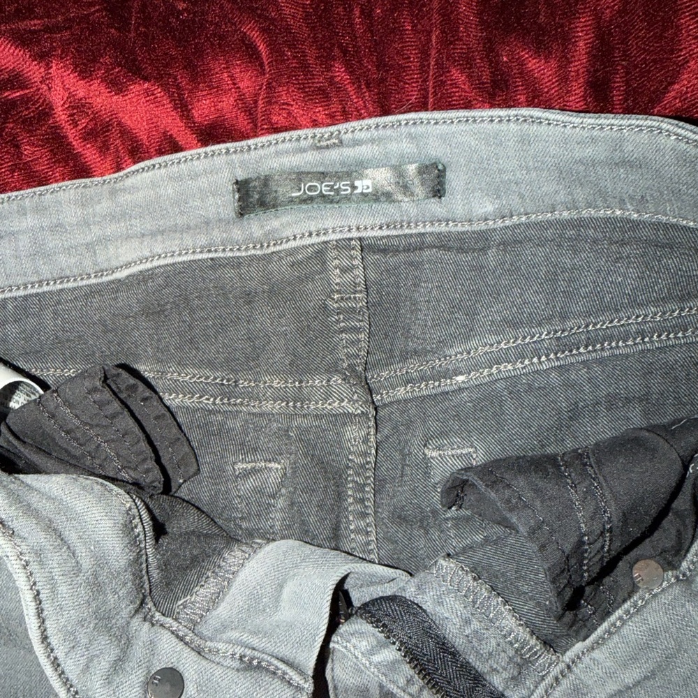 LAWLESS Gray High-Rise Skinny Jeans